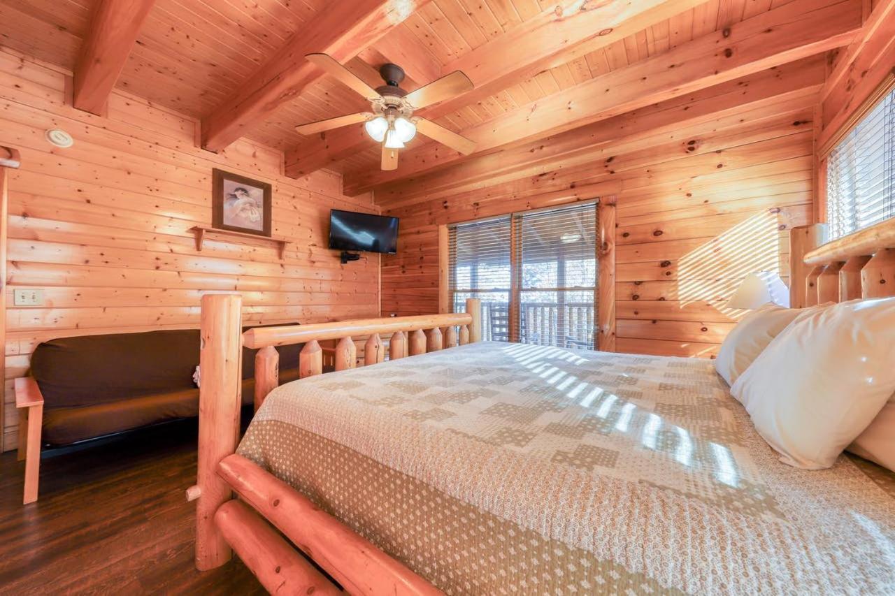 Black Bear Ridge Resort: Valhalla Manor By Dc Sevierville Exteriör bild