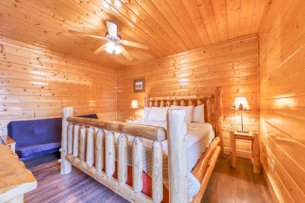 Black Bear Ridge Resort: Valhalla Manor By Dc Sevierville Exteriör bild