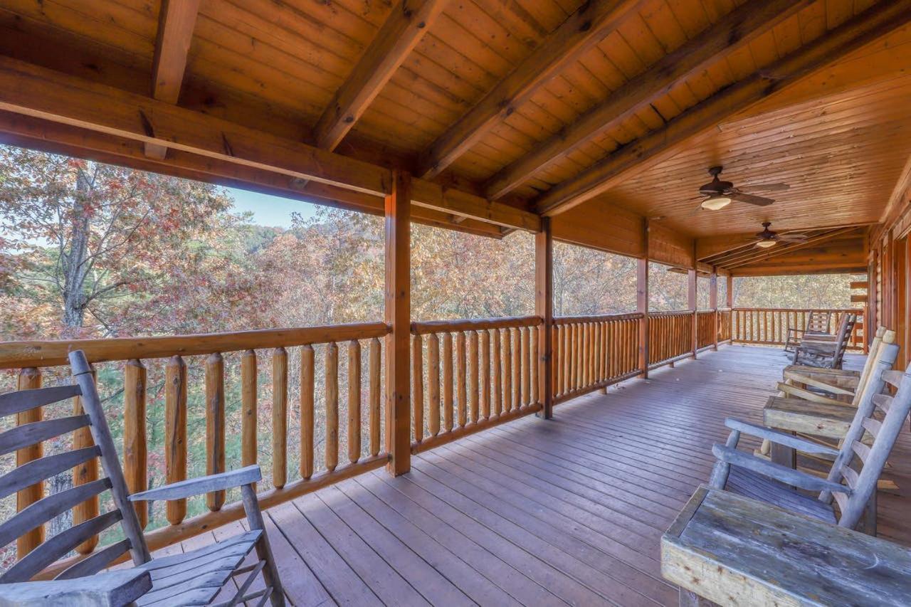 Black Bear Ridge Resort: Valhalla Manor By Dc Sevierville Exteriör bild