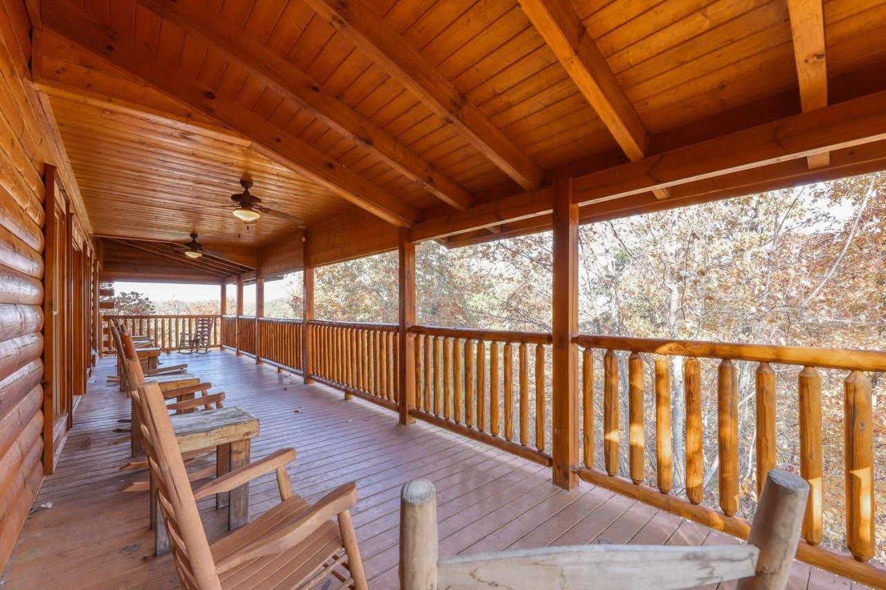 Black Bear Ridge Resort: Valhalla Manor By Dc Sevierville Exteriör bild