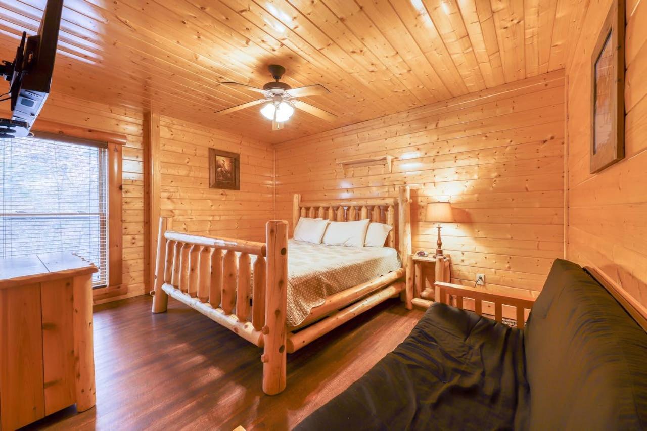 Black Bear Ridge Resort: Valhalla Manor By Dc Sevierville Exteriör bild