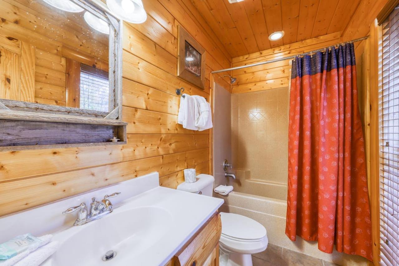 Black Bear Ridge Resort: Valhalla Manor By Dc Sevierville Exteriör bild