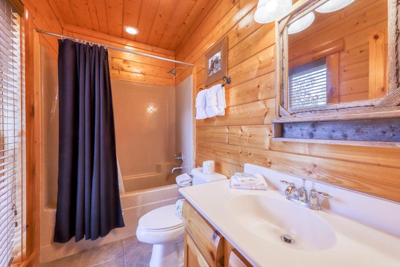 Black Bear Ridge Resort: Valhalla Manor By Dc Sevierville Exteriör bild