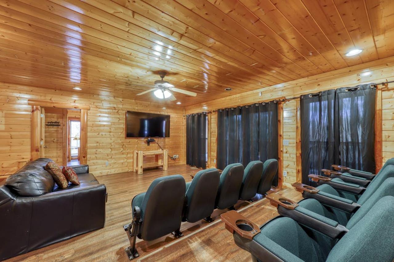 Black Bear Ridge Resort: Valhalla Manor By Dc Sevierville Exteriör bild