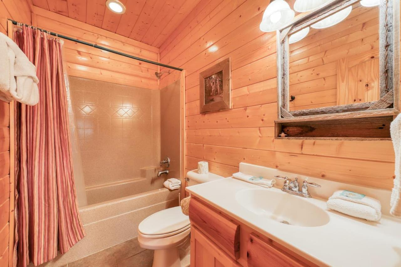 Black Bear Ridge Resort: Valhalla Manor By Dc Sevierville Exteriör bild