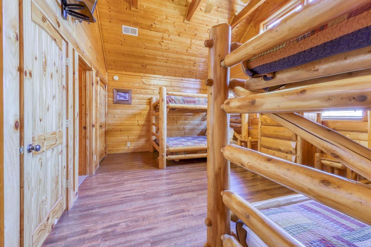 Black Bear Ridge Resort: Valhalla Manor By Dc Sevierville Exteriör bild