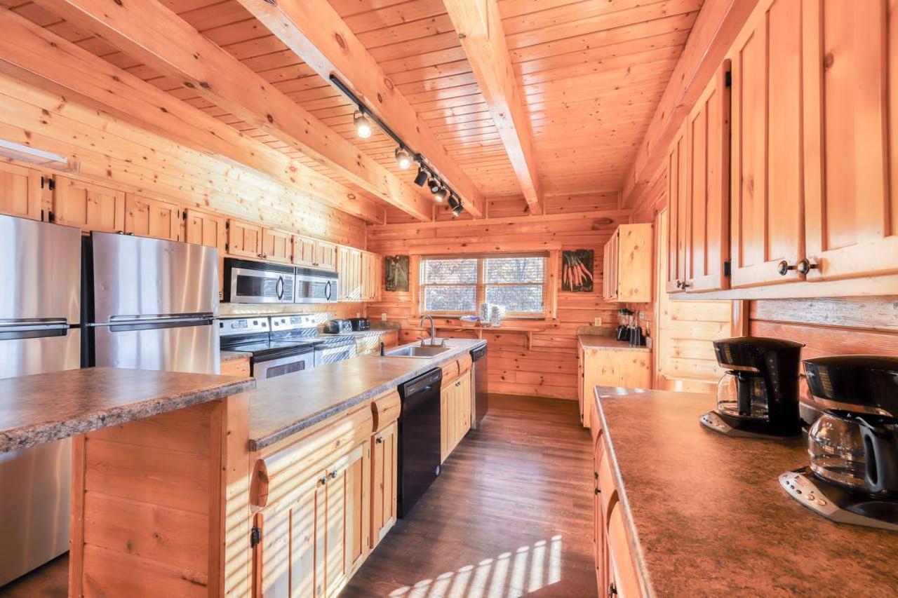 Black Bear Ridge Resort: Valhalla Manor By Dc Sevierville Exteriör bild