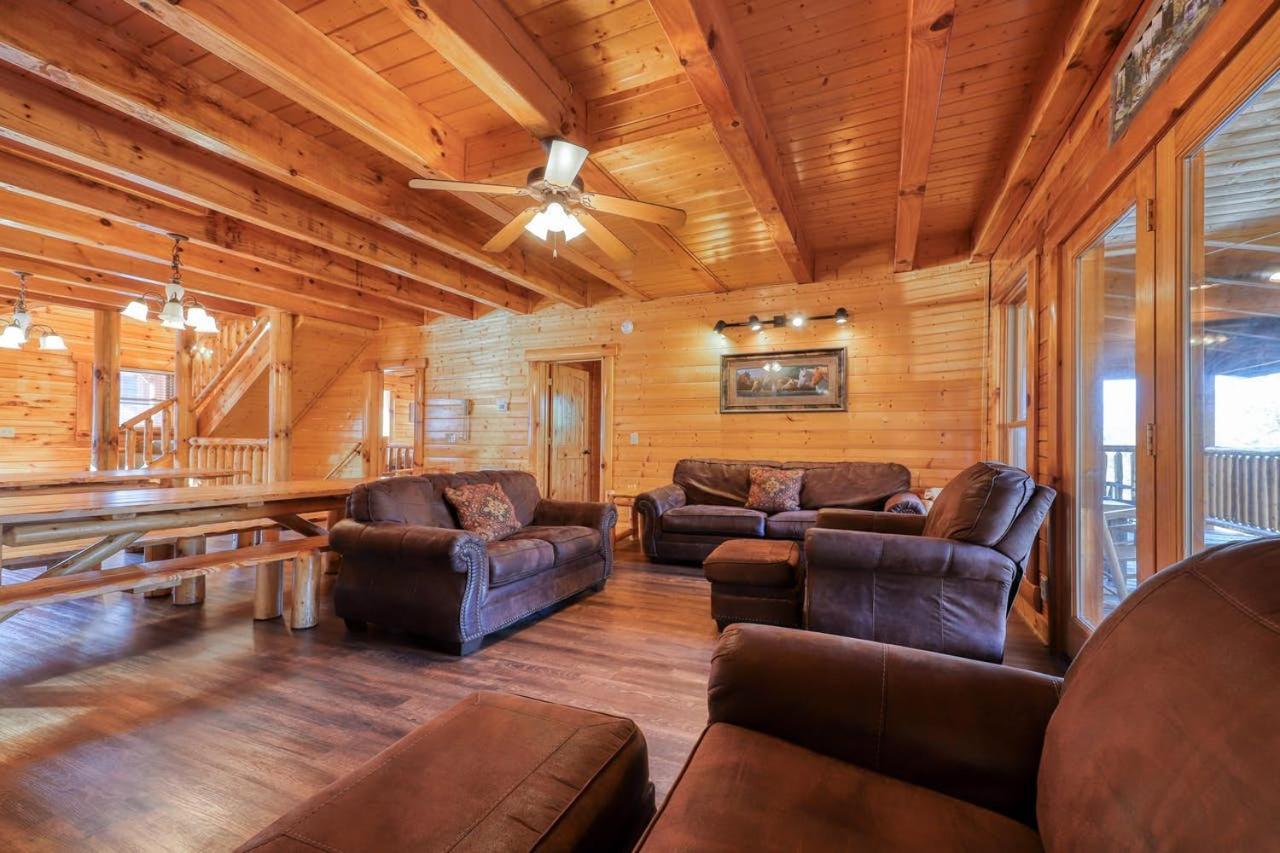 Black Bear Ridge Resort: Valhalla Manor By Dc Sevierville Exteriör bild